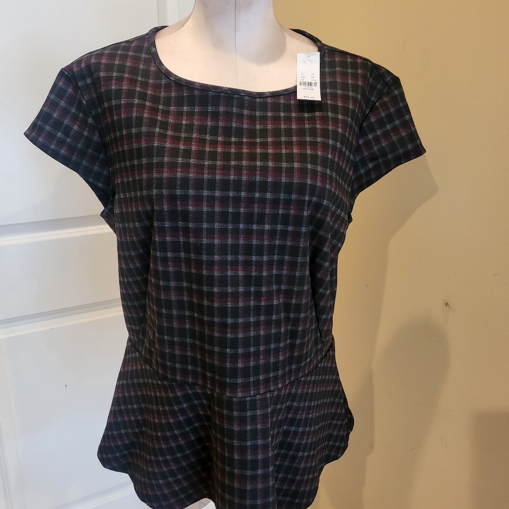 Flare Checkerd Top